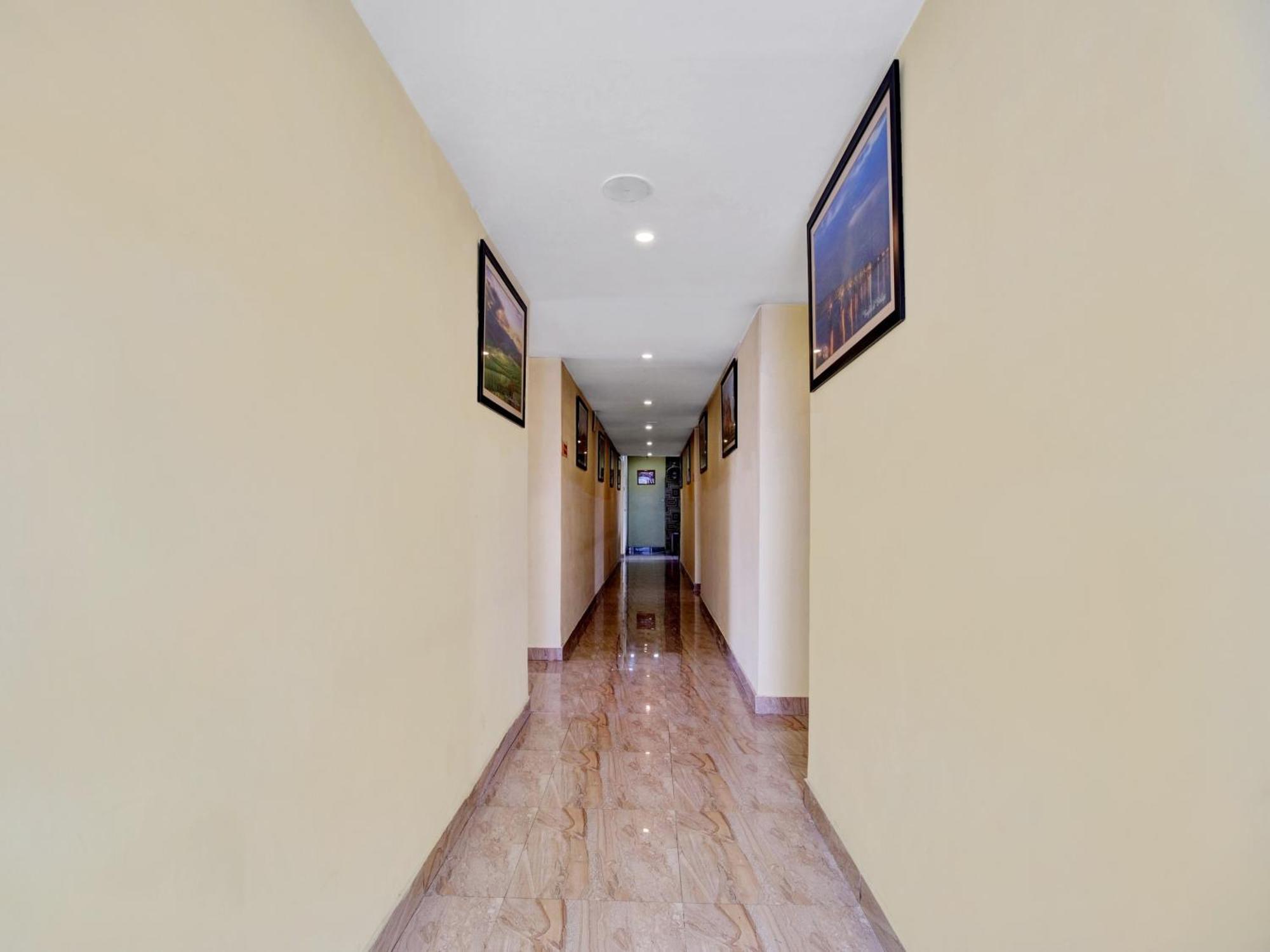 Super Hotel O Maligaon Adabari غاواهاتي المظهر الخارجي الصورة
